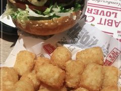 -The Habit Burger Grill 哈比特汉堡(复兴soho店)