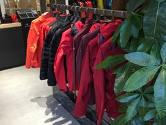 -ARC'TERYX始祖鸟(北京王府中环店)