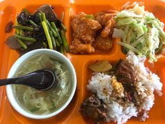 -上海外国语大学（松江校区）食堂