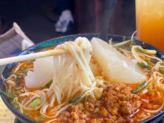-星林居酸辣米线餐厅