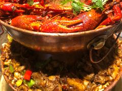 -沪小二炭火蛙锅(淮海中路美食不夜城店)
