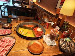 -巴卤社老火锅(财富店)