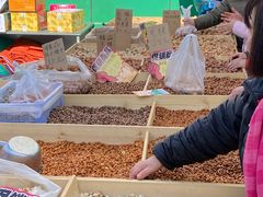 -何庄子阿米玛玛农产品批发市场