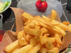 -DEEP·深美式餐吧(五棵松华熙LIVE店)