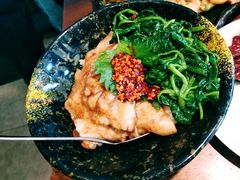 炭烤猪五花肉盖饭-热血兄弟·炭火烤肉(融侨中心店)