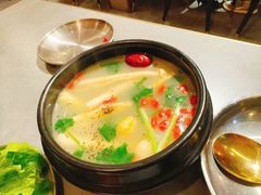 -围炉肉舍丹东海鲜烤肉·烤活鳗(步行街店)