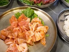 -围炉肉舍•炭烤活鳗•丹东海鲜烤肉(步行街店)