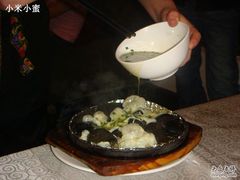 浇上鸡蛋-甲21号招待所