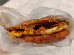 鲜肉里脊鸡蛋锅盔-军屯锅魁(城市花园店)
