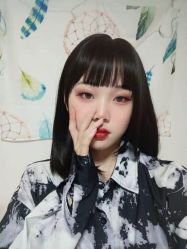 -时尚殿堂明星门店