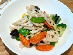 荷塘月色-花舍·新派粤菜·西餐·下午茶(亚运村·鸟巢店)