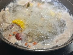 -椰子湾·海南火锅·糟粕醋·椰子鸡(正大广场店)