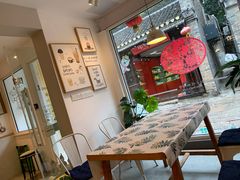 -红小姐咖啡馆(西津渡店)