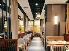 -荷花亭·湖北融合菜(十堰武商MALL店)