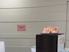 -雅悦齿科(顾村公园店)