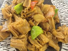 -天天向上素食餐厅(五台山店)