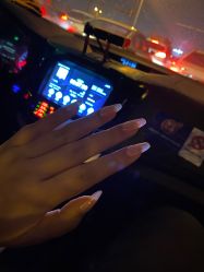 -Momo nail 日系美甲