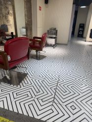 -PE SALON