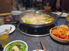 -小饕荟雅安贡椒鱼鲜馆(广福桥店)