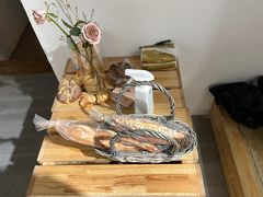 -yeast面包店