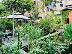 -谷咖啡·鲜花绿植花园餐厅