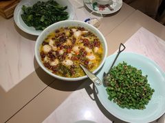 -荷花亭·湖北融合菜(中商广场店)