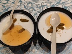 哈萨克酸奶-巴扎美食·新疆菜·西域歌舞表演餐厅(新疆大厦店)