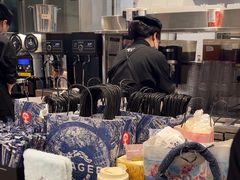 -霸王茶姬(上海静安大悦城店)