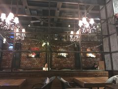 -玛格萝妮(汇智国际商业中心店)