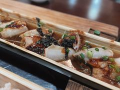 -胡须哥网红竹筒菜