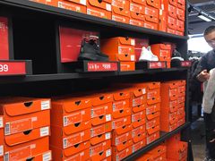-NIKE上海青浦优选体验店