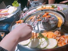 -哈哈碳都·牛肋条无限自助烤肉(台江万达店)