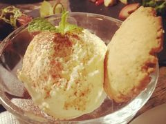 冰淇淋-HIGH FIVE哈福手工汉堡(桂林路店)