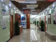 -茂菊口腔连锁(浦东南路店)