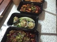 -瑞幸咖啡(华北水利水电大学龙子湖店)