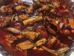-老佛爷炭火蛙锅直营(清滨路总店)