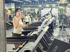 -VLines耀能运动24小时·月付制健身(京广桥店)
