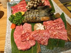 -炼火烤肉店