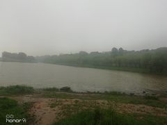 -巴陵广场