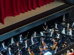 -交通银行前滩31演艺中心