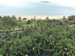 -三亚湾海居铂尔曼度假酒店