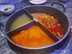 -热火朝天鲜切牛肉火锅(南强街巷店)