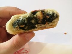 苔菜月饼-海曙西区老大房(孝闻街店)