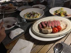 -MONICH牛排融合餐厅(和义大道购物中心店)