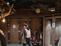 -暴风岛沉浸式体验馆(百联世纪店)