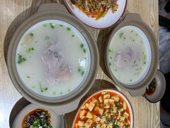 -叁煨蹄花·下饭盐帮菜(人民广场店)