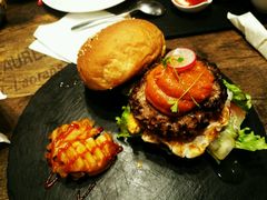 -HIGH FIVE哈福手工汉堡(桂林路店)