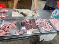 -标记美食新鲜猪杂(兴南大道店)