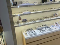 -视野联行眼镜·蔡司·尼康·豪雅·依视路(青浦宝龙店)