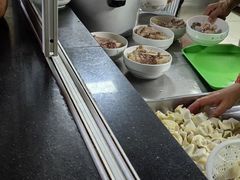 -周震馄饨(雅达阳羡溪山店)